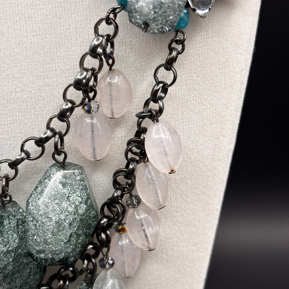 VTG Gunmetal Tone Green Crackle Quartz Style Bib Necklace Multi Chain Statement - Picture 6 of 10